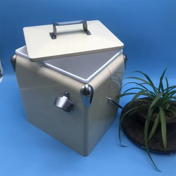 ZC193 - 13L P13A Outdoor Portable Picnic Ice Cooler Box - Image 3